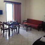 מלון דירות Kefalonitis 3*