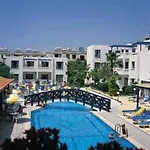 Kefalonitis מלון דירות פאפוס