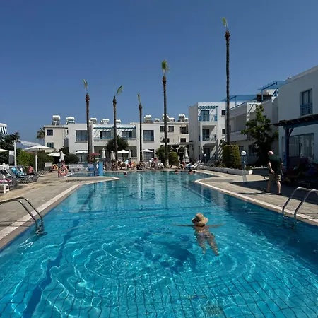 Hotel apartamentowy Kefalonitis Pafos