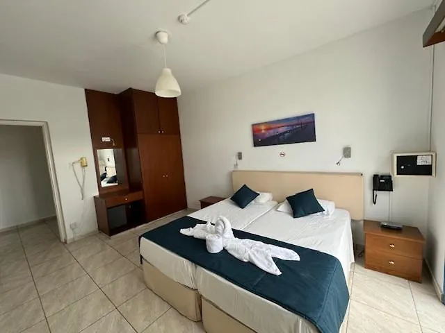 Aparthotel Kefalonitis 3*