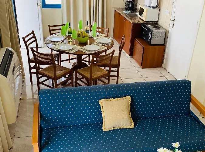 Kefalonitis 3* Paphos