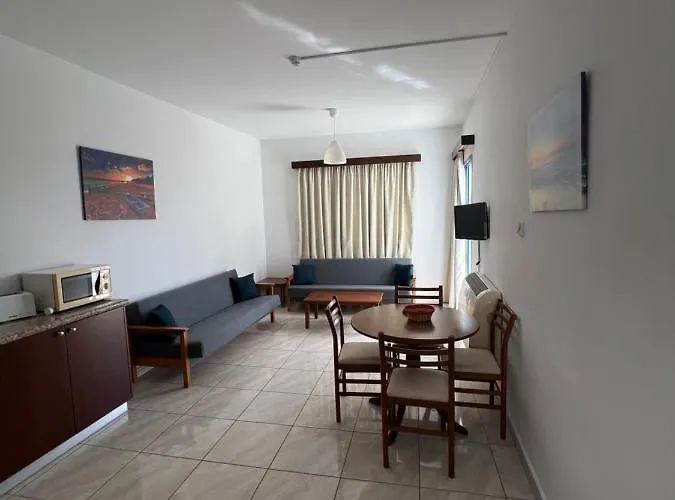 Apartahotel Kefalonitis Paphos