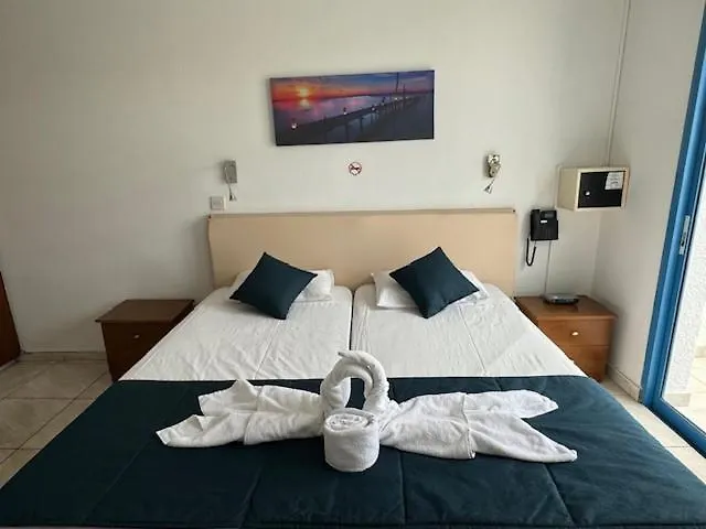 Kefalonitis Apartahotel Paphos