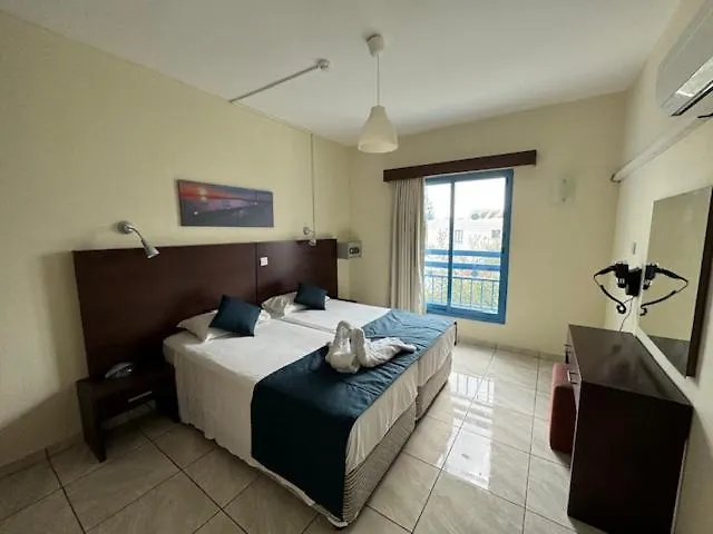 Kefalonitis 3* Paphos