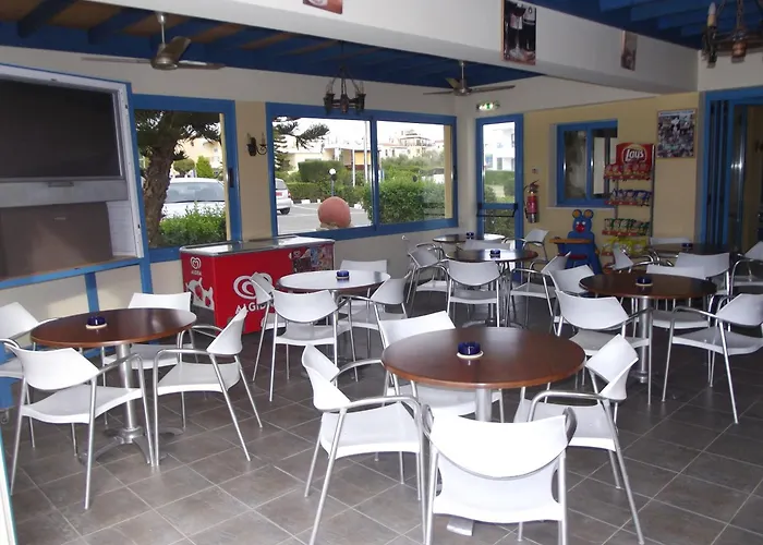 Kefalonitis 3* Paphos